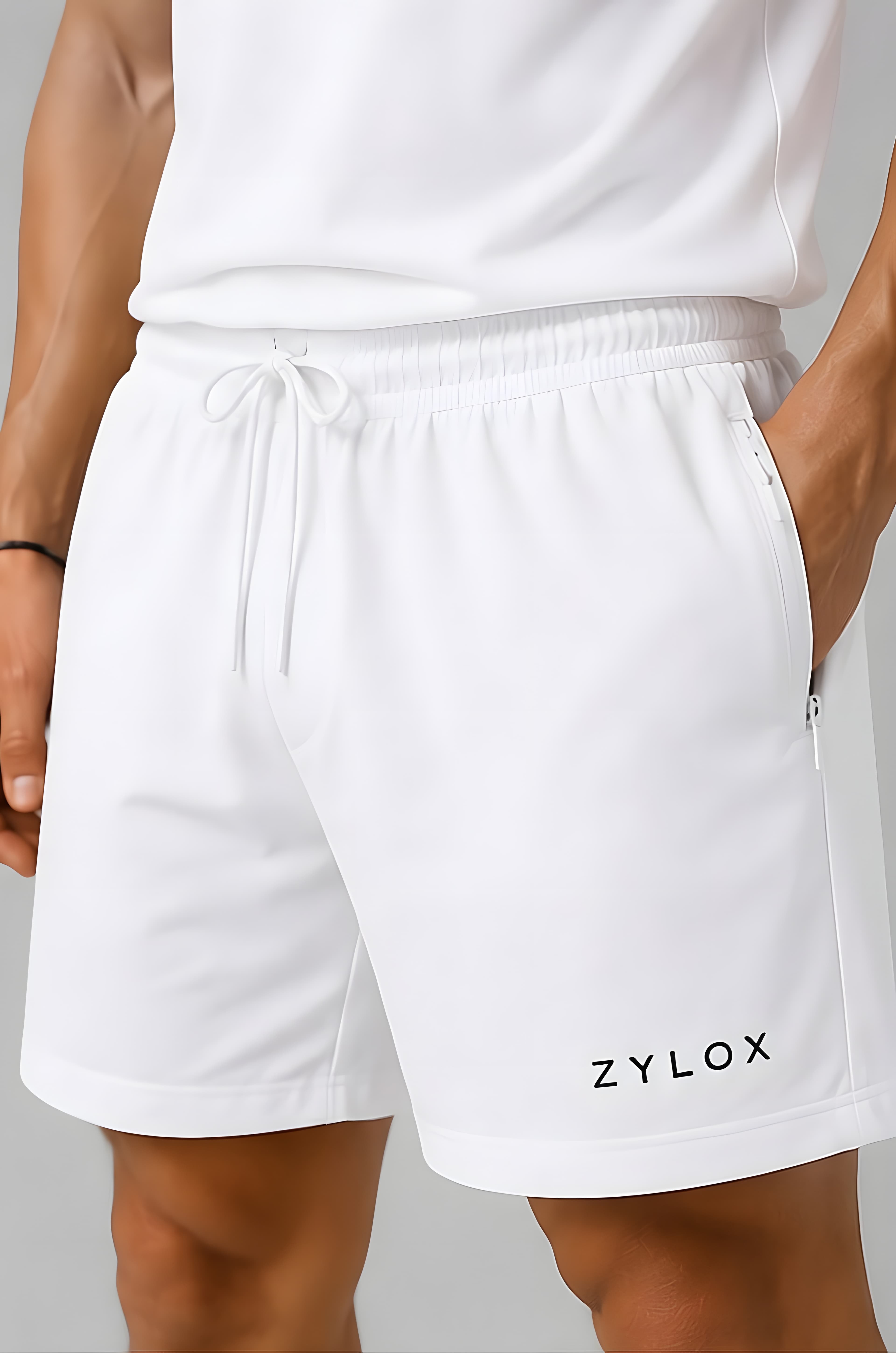 Training Shorts — white
